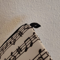Faulenzer Kosmetiktasche Musiknoten weiß